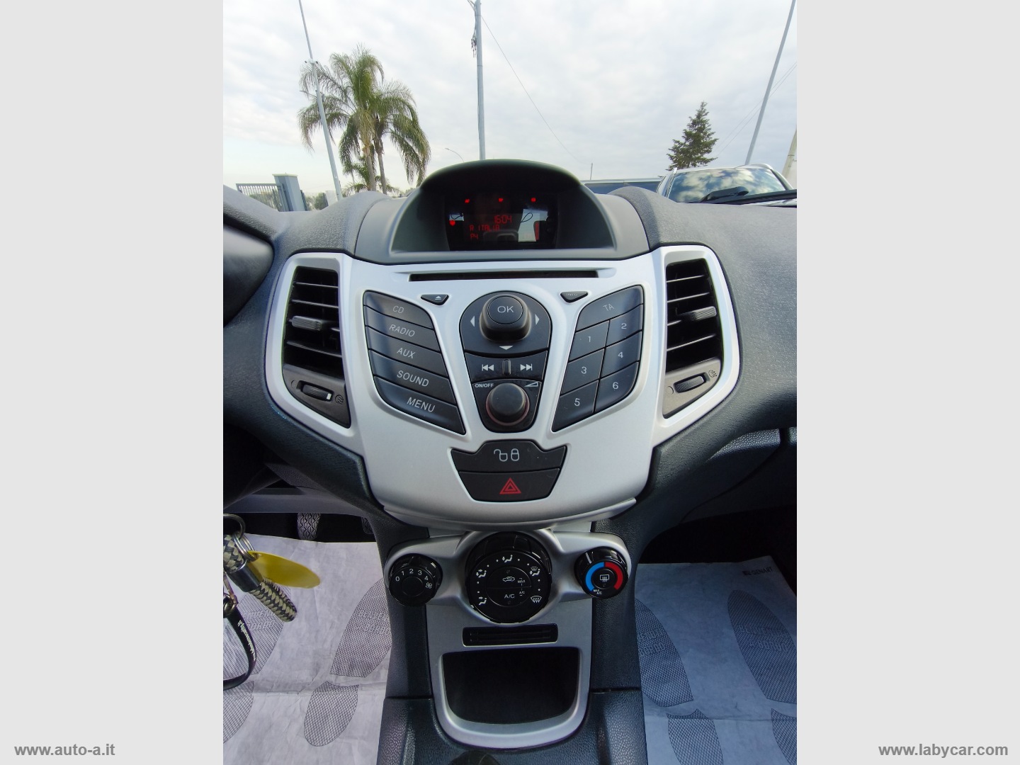 Fiesta 1.4 TDCi 70 CV 5p. Titanium - immagine 15
