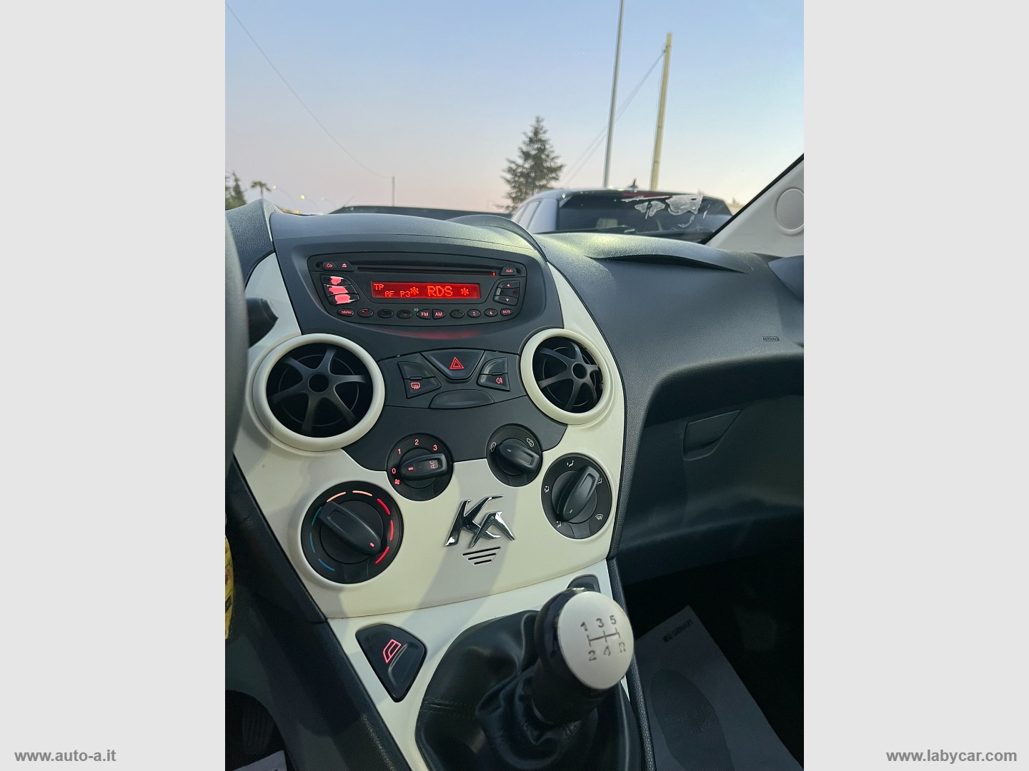 Ka 1.3 TDCi 75 CV Titanium - immagine 15