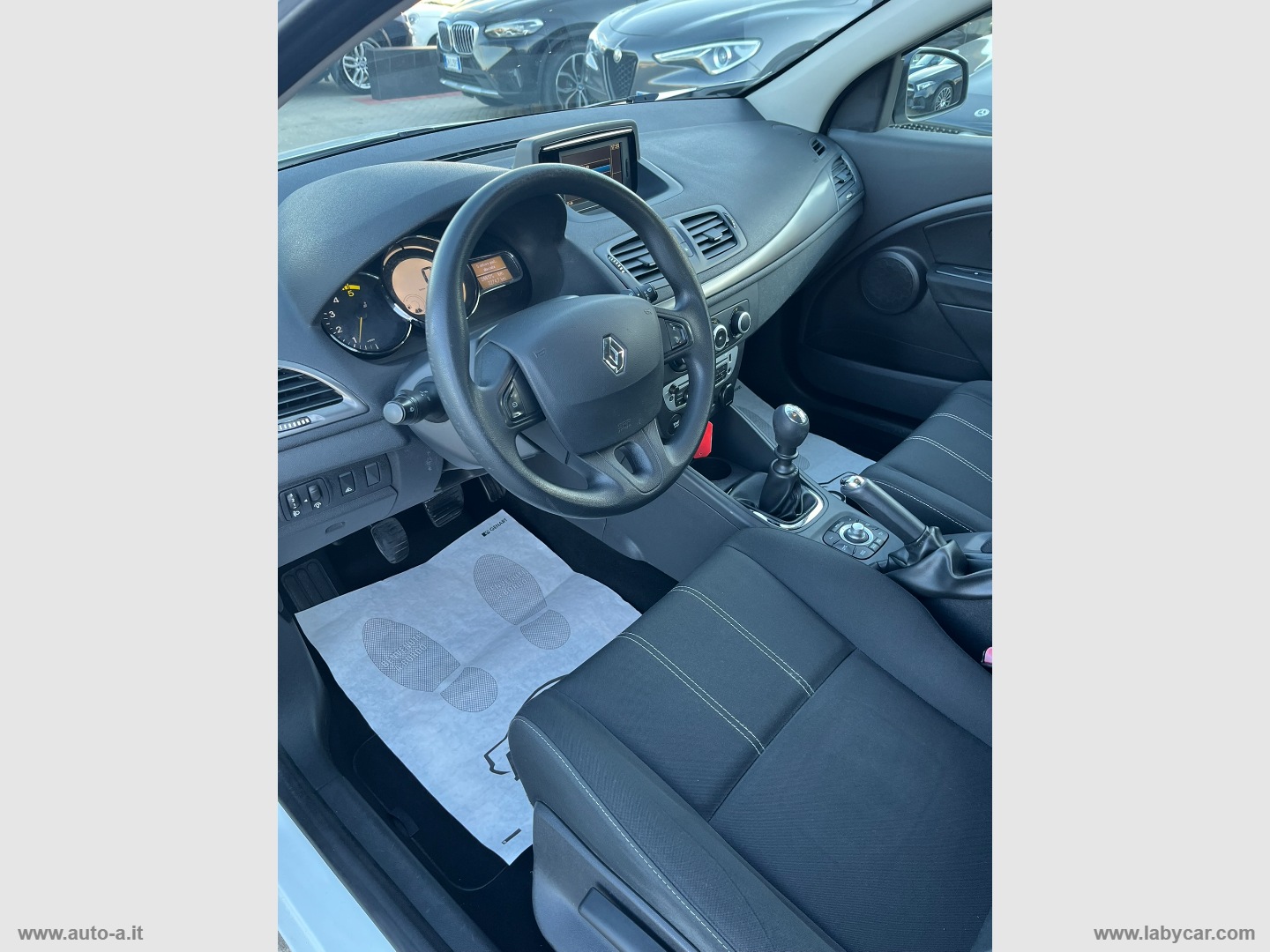 Mégane 1.5 dCi 110 CV SporTour Wave - immagine 15