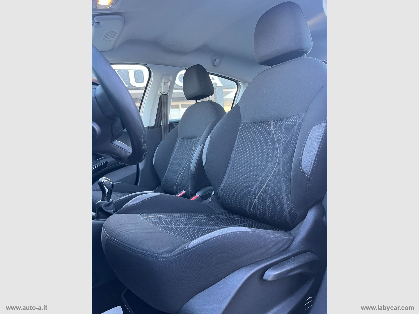 208 1.4 HDi 68 CV 5p. Active - immagine 15