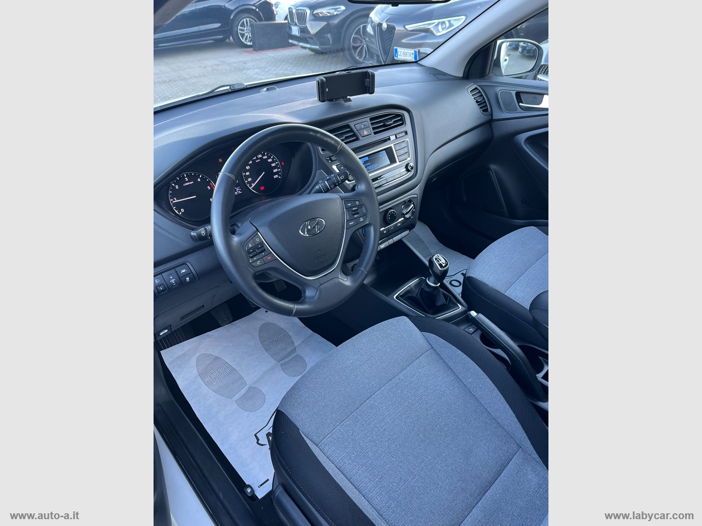 i20 1.1 CRDi 12V 5p. Style - immagine 15