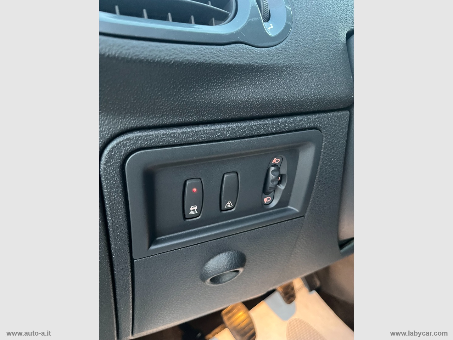 Grand Modus 1.5 dCi 90 CV Night&Day - immagine 15