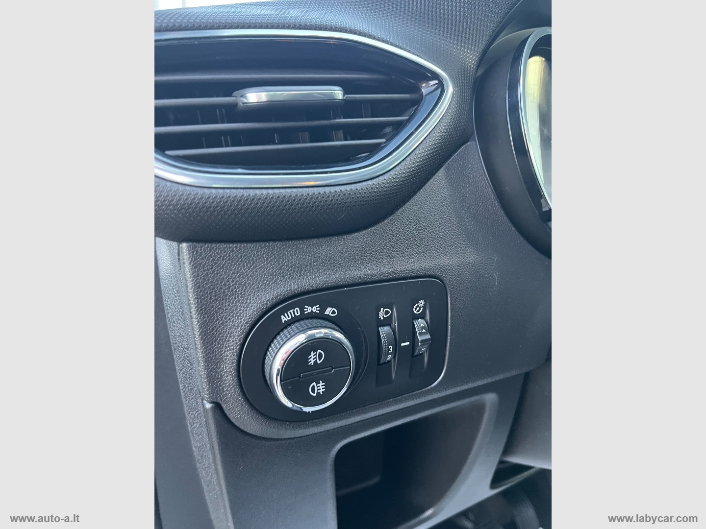 Crossland X 1.5 ECOTEC D 120 INNOVATION - immagine 15