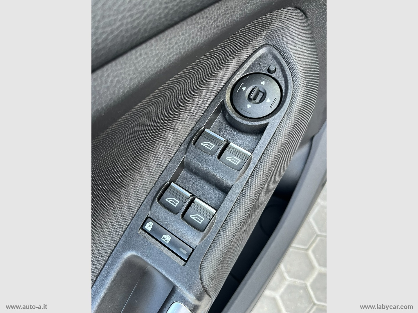 C-Max 1.5 TDCi 120 CV S&S Titanium - immagine 15