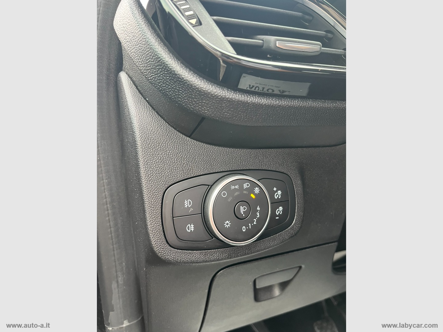 Fiesta 1.5 TDCi 5p. Titanium - immagine 15