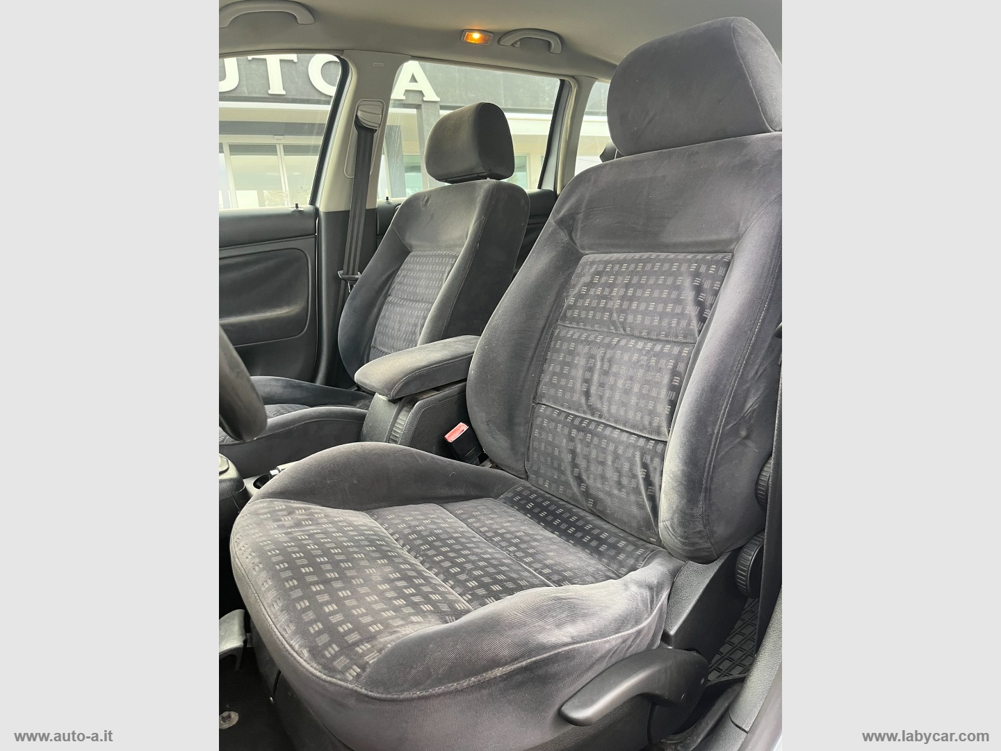 Passat 1.9 TDI 101CV Variant - immagine 15