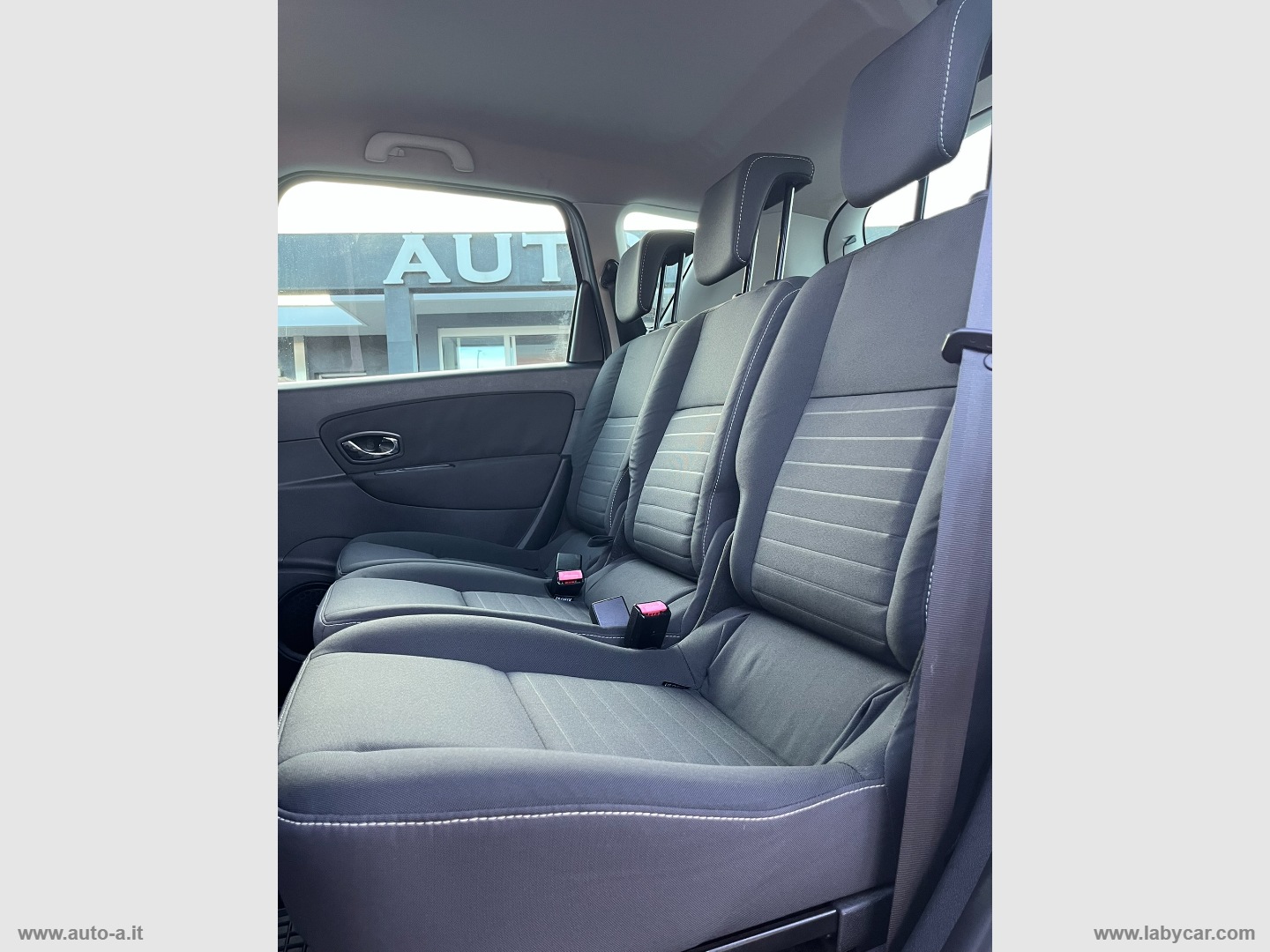 Scénic XMod 1.5 dCi 110 CV EDC Limited - immagine 15