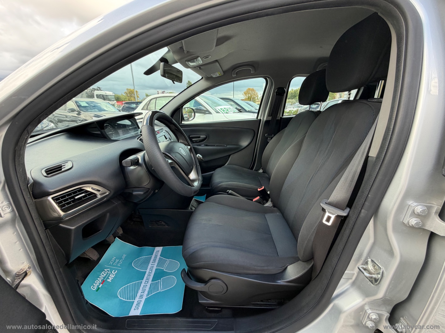 Ypsilon 1.2 69 CV 5p. S&S Gold - immagine 15