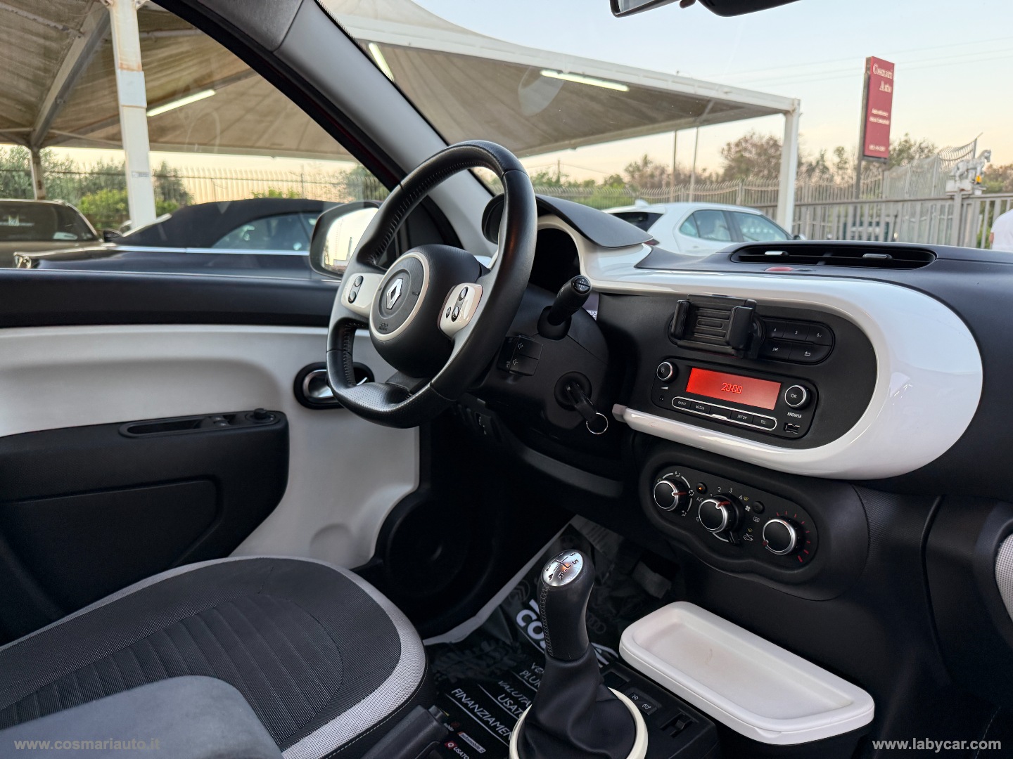 Twingo SCe Zen - immagine 15