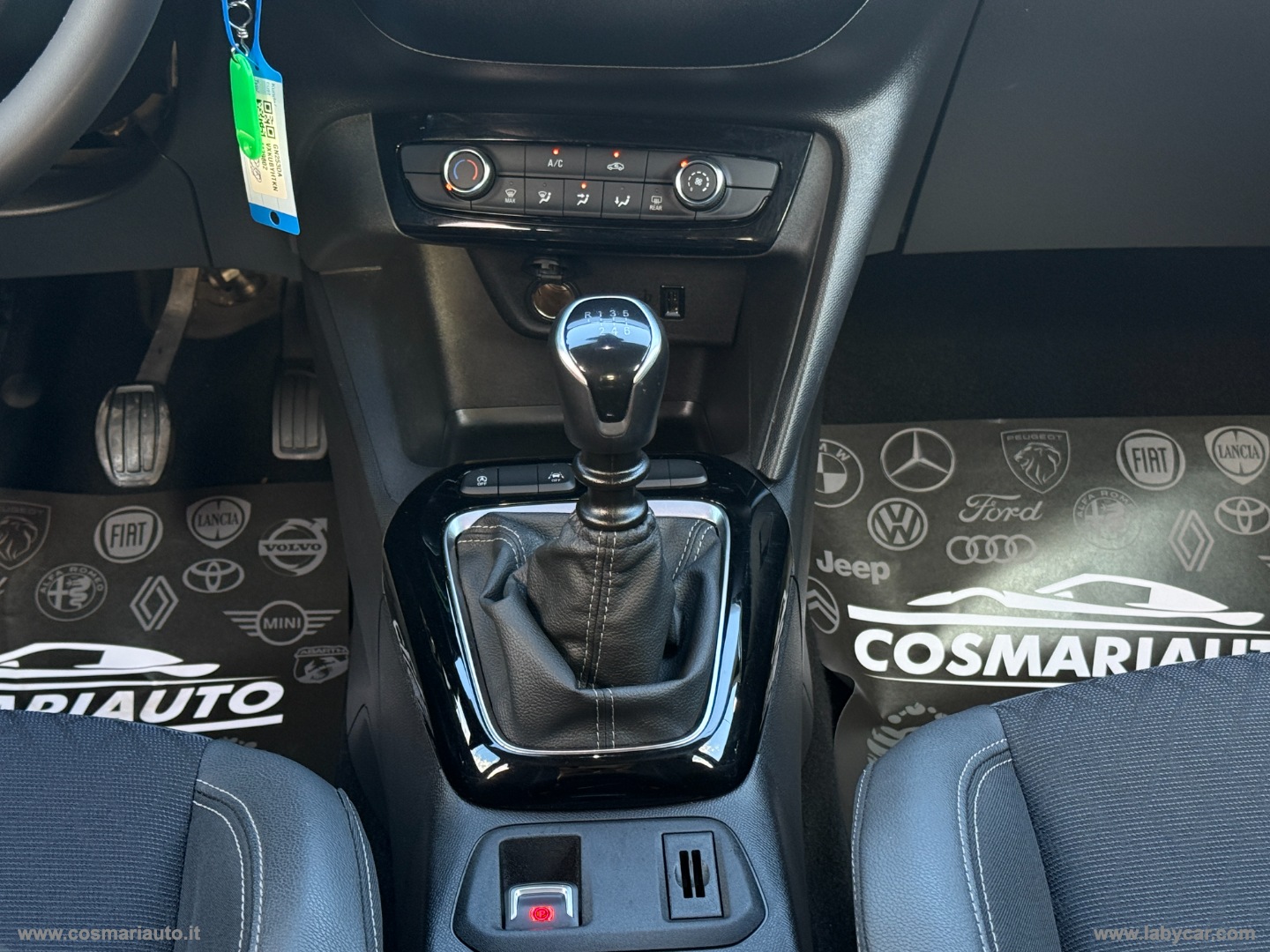 Corsa 1.5 D 100 CV Elegance - immagine 15