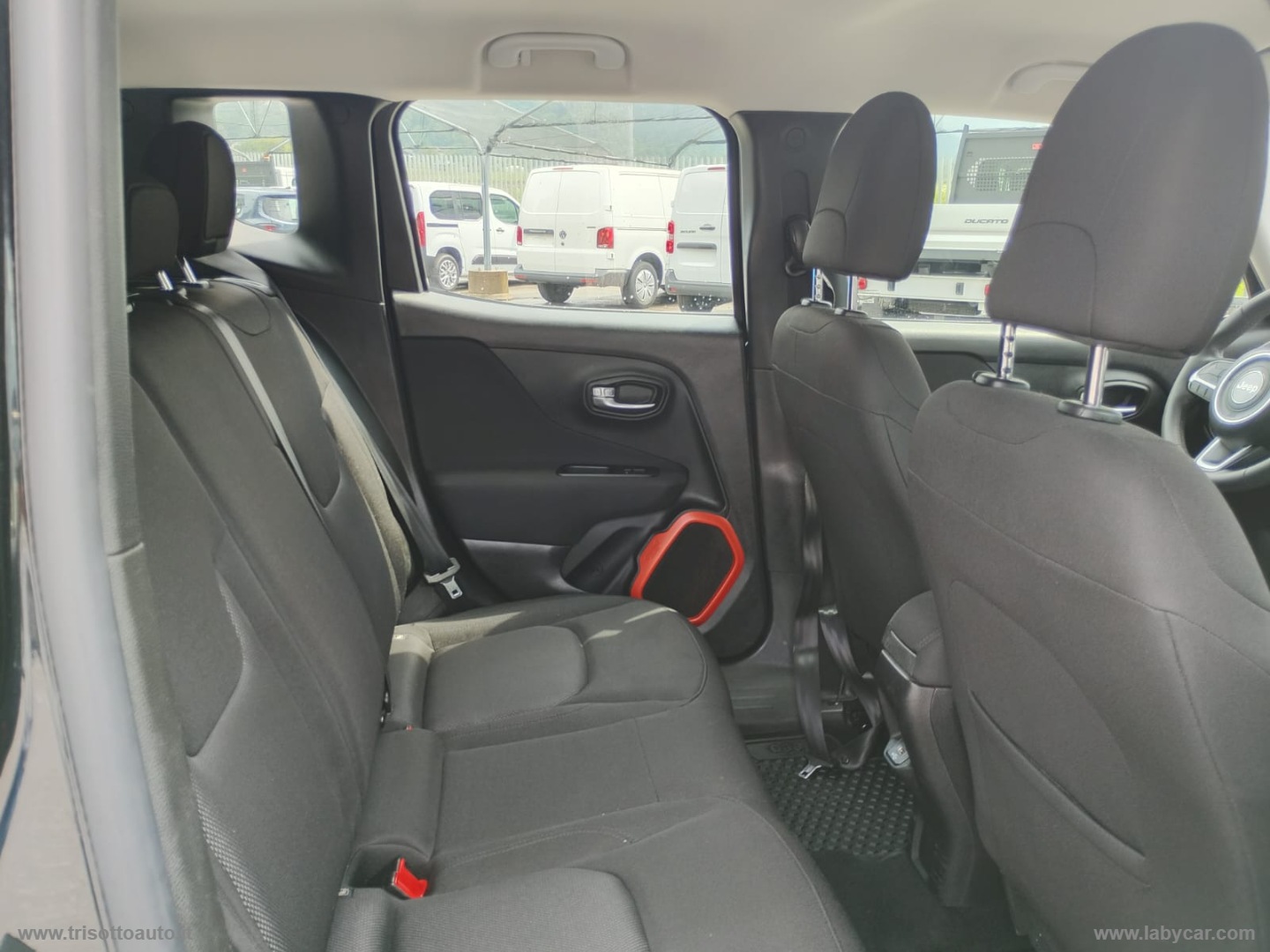Renegade 2.0 Mjt 140 CV 4WD AD.L.Upland - immagine 15