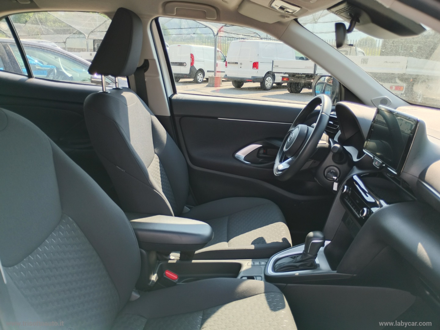 Yaris Cross 1.5 Hybrid 5p. Active AUT - immagine 15