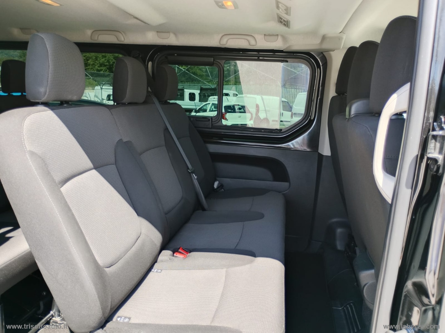 Trafic BluedCi 150CV PL-TN Authentic 9 POSTI - immagine 15