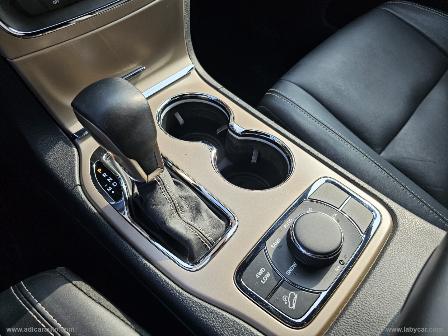 Gr. Cherokee 3.0 V6 CRD 250 MJT II Limited - immagine 15