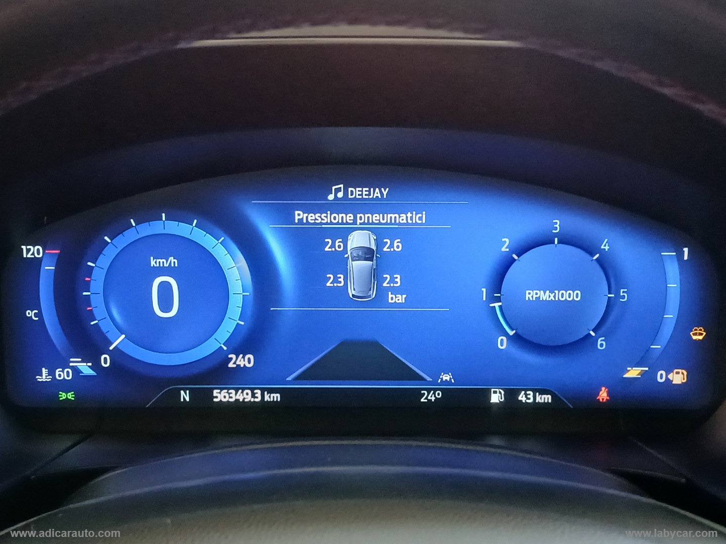 Kuga 1.5 EcoBlue 120 CV 2WD ST-Line - immagine 15