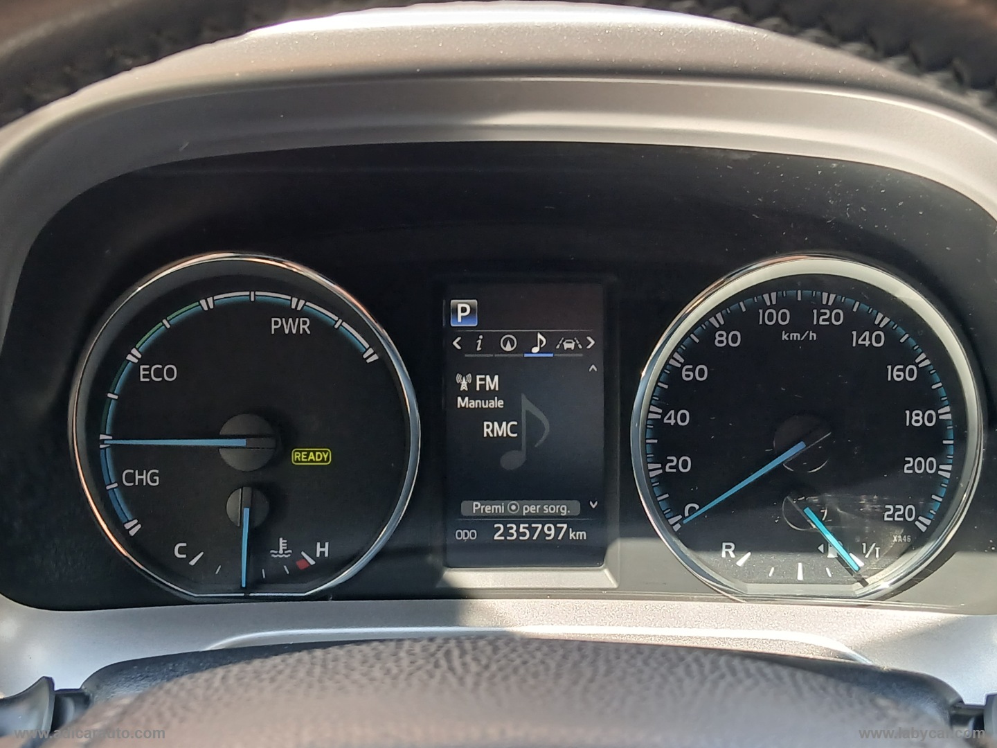RAV4 2.5 Hybrid 2WD - immagine 15