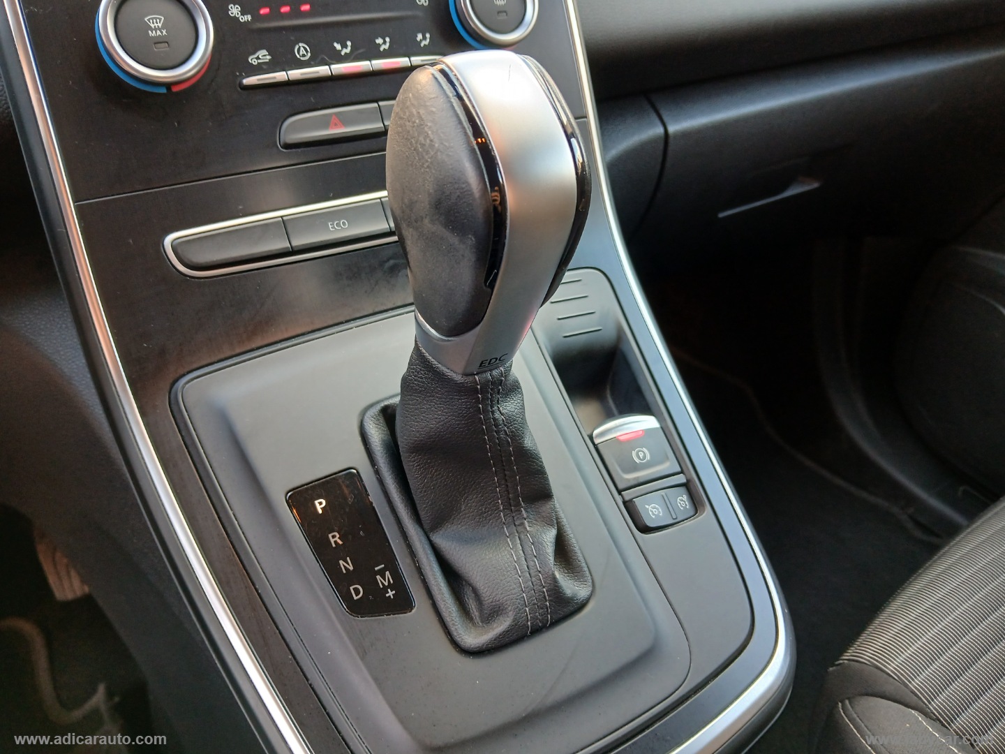 Scénic dCi 8V 110 CV EDC Energy Zen - immagine 15