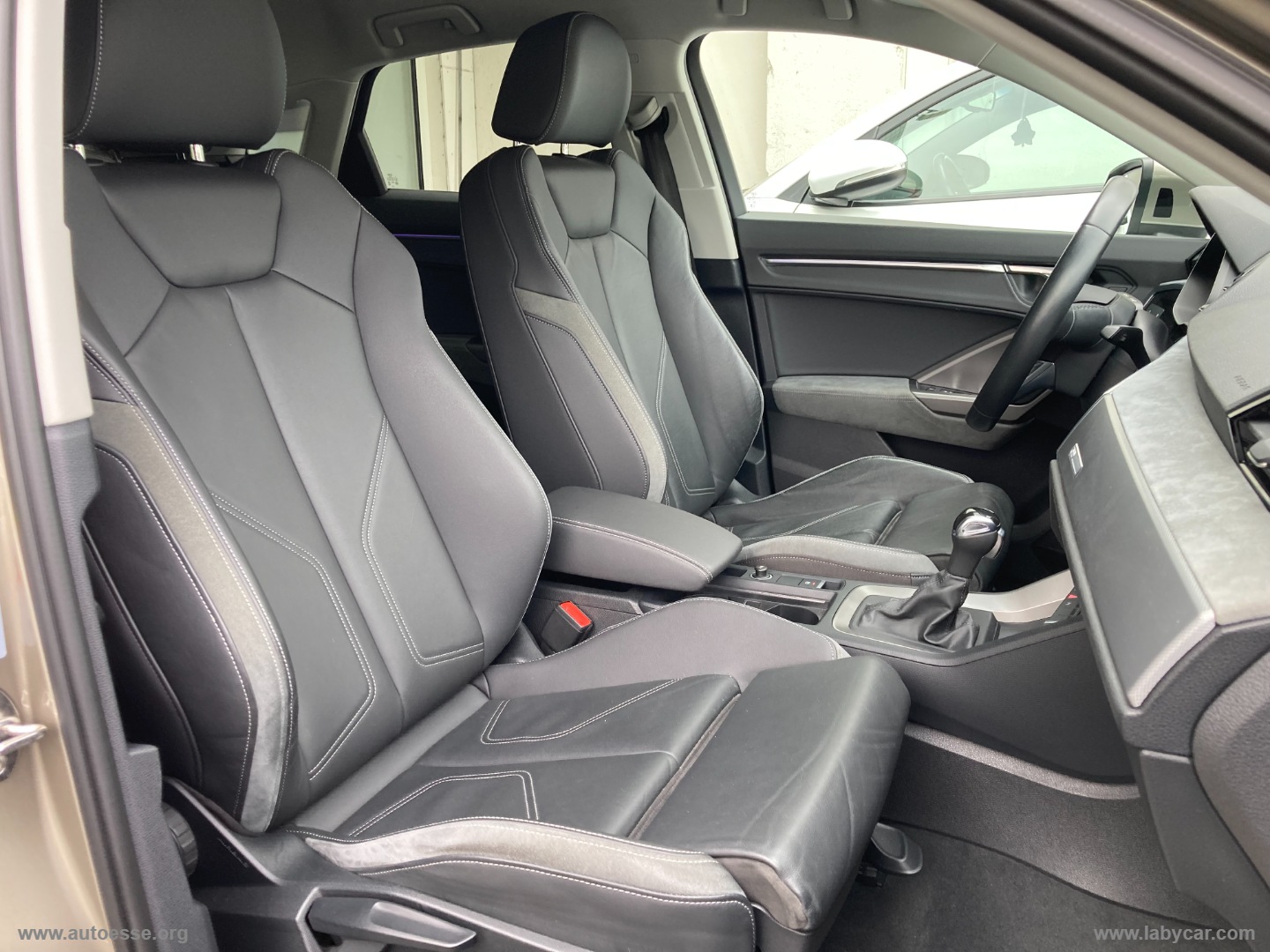 Q3 SPB 35 TDI quattro S tr. S line ed. - immagine 15