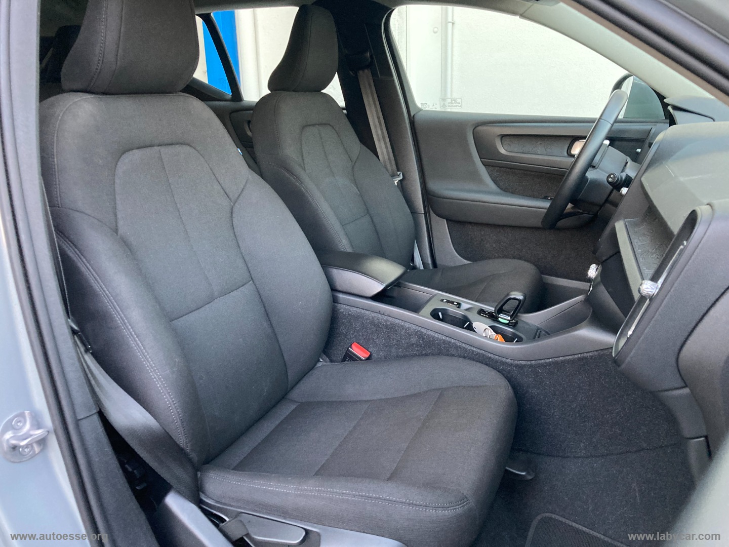 XC40 T2 automatico Essential - immagine 15