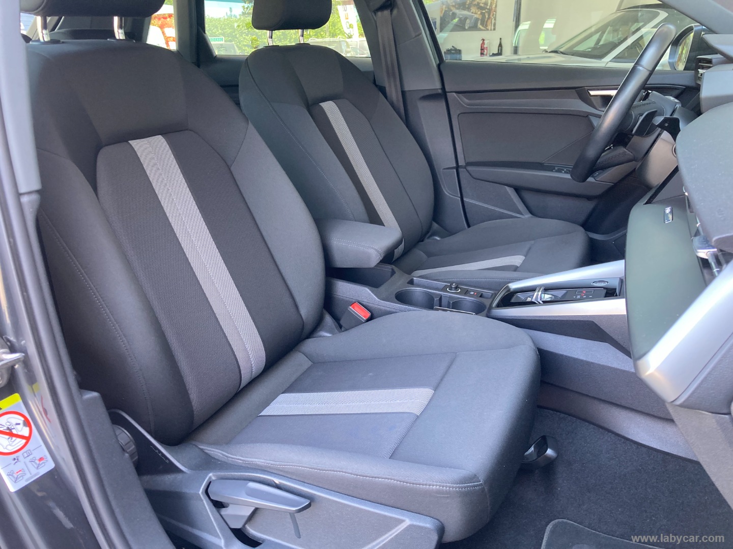 A3 SPB 30 TDI S tronic Business - immagine 15