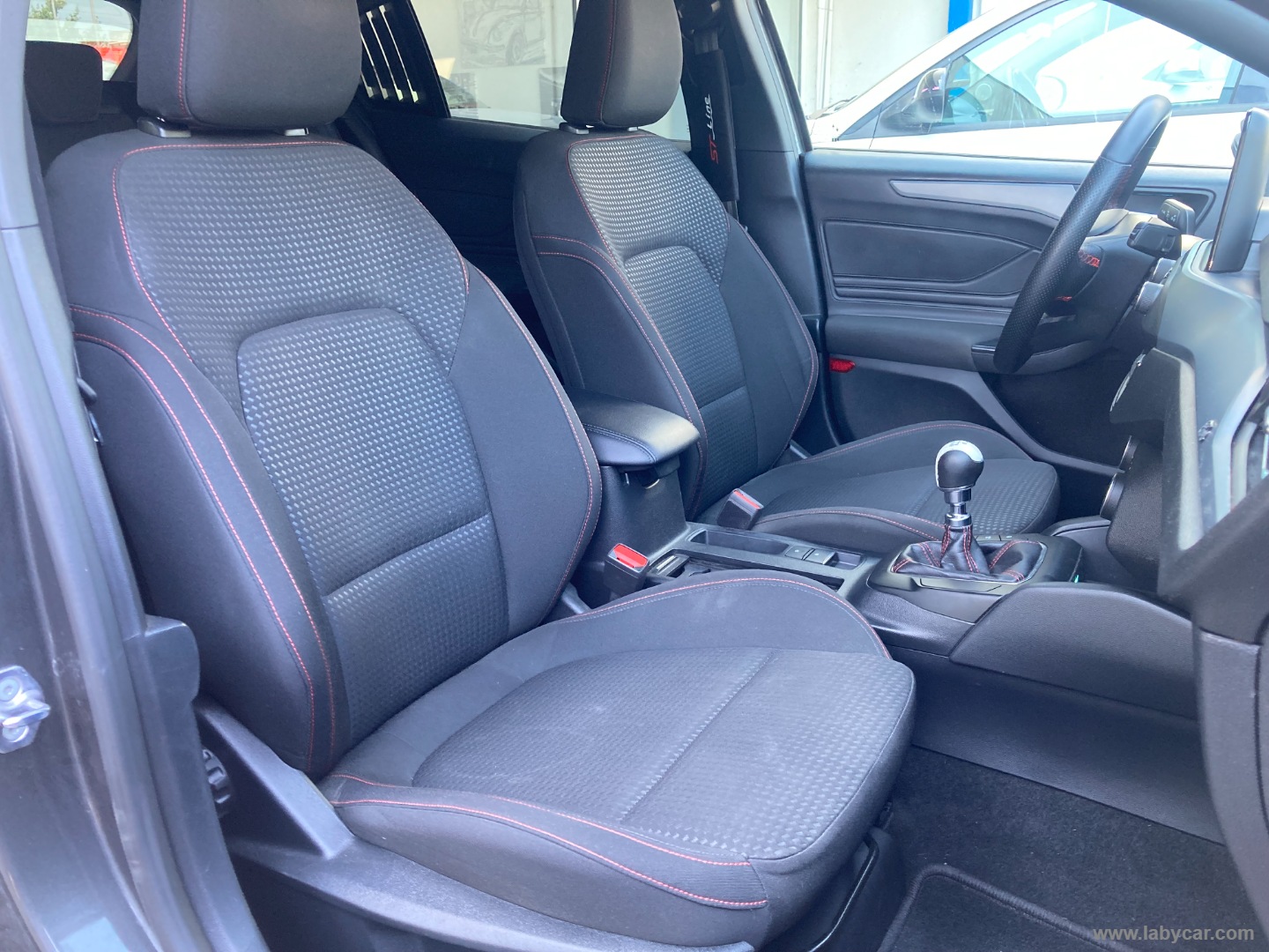 Focus 1.0 EcoBoost 125 5p. ST-LINE - immagine 15