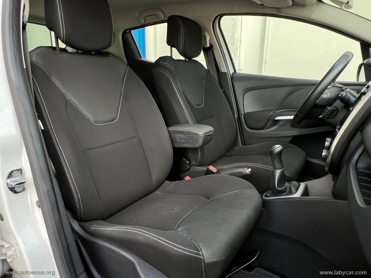 Clio dCi 8V 75 CV S&S 5p. Energy Zen - immagine 15
