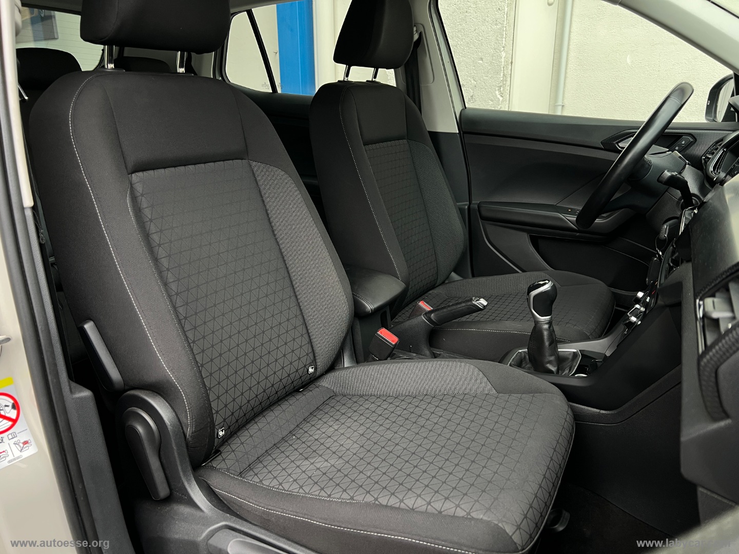 T-Cross 1.0 TSI 110 CV Style - immagine 15
