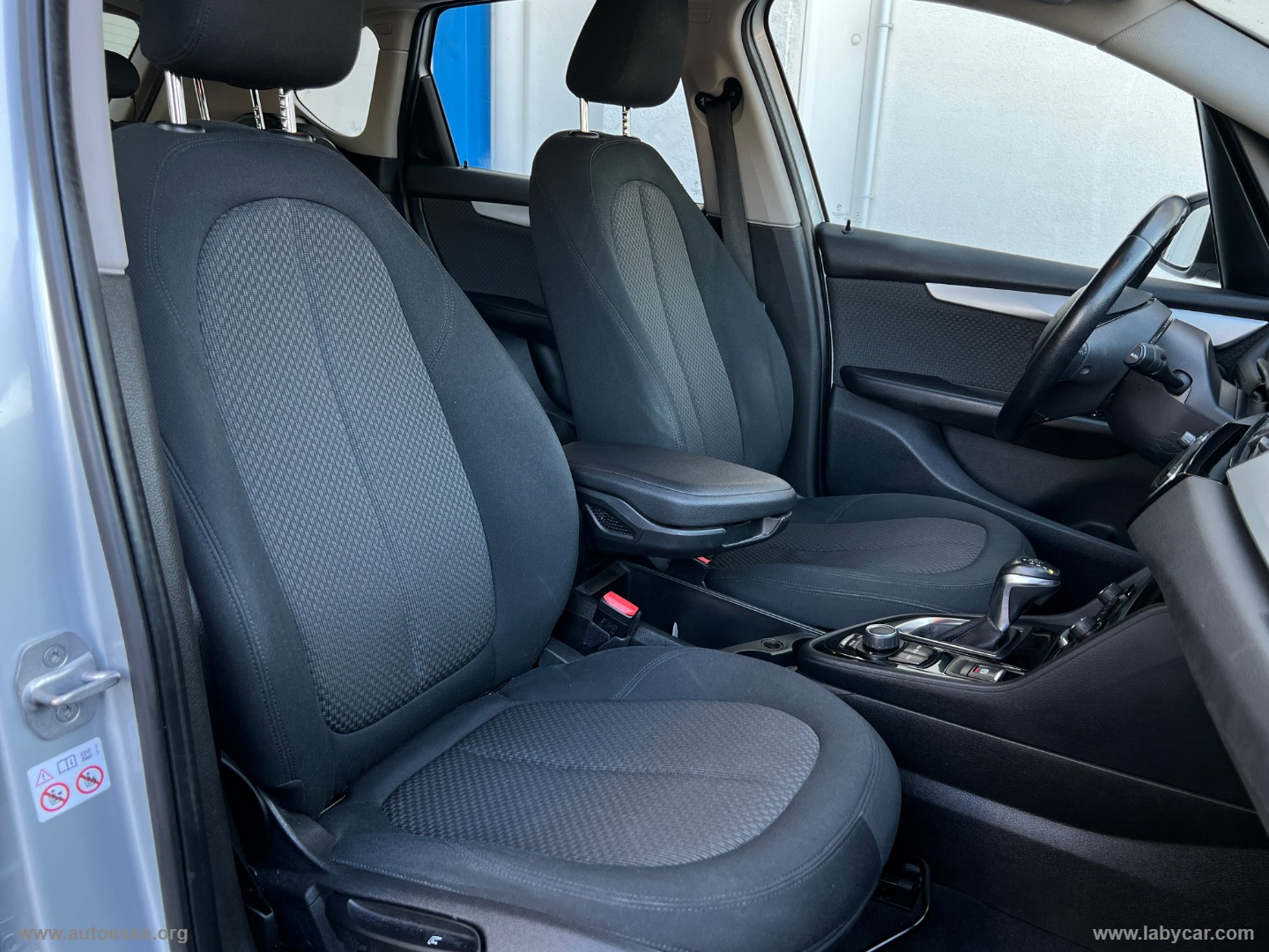 218d Active Tourer Advantage AUT. - immagine 15