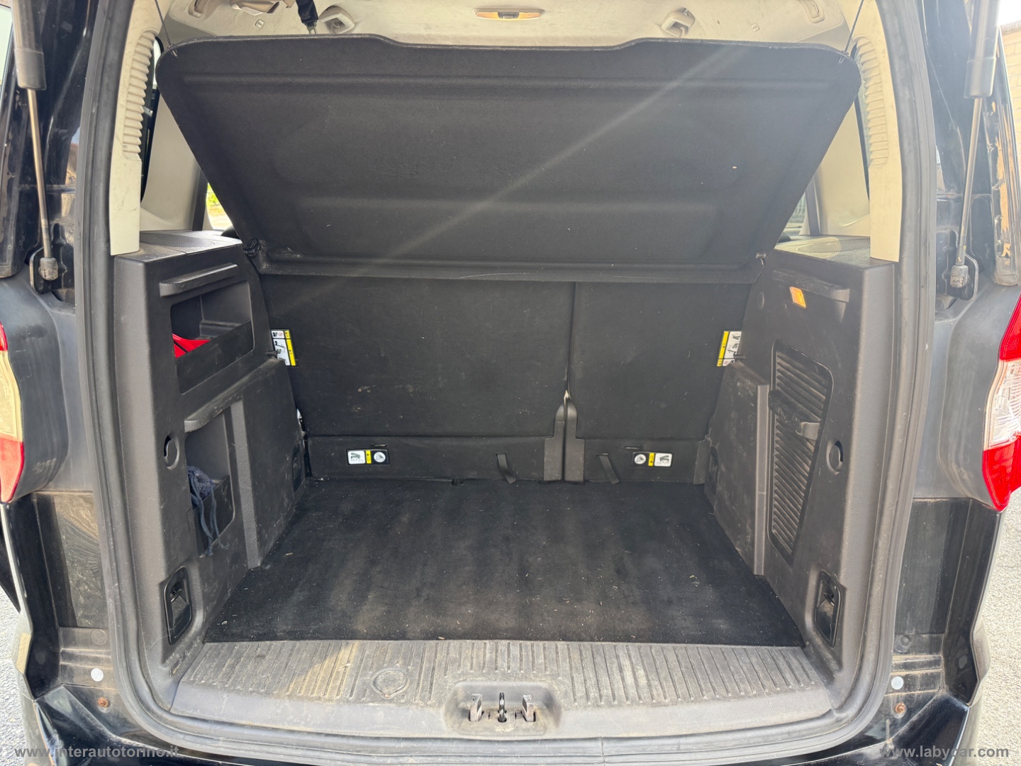 Tourneo Courier 1.0 EcoBoost 100 CV Plus EURO 6, VEICOLO 5 POSTI - immagine 15