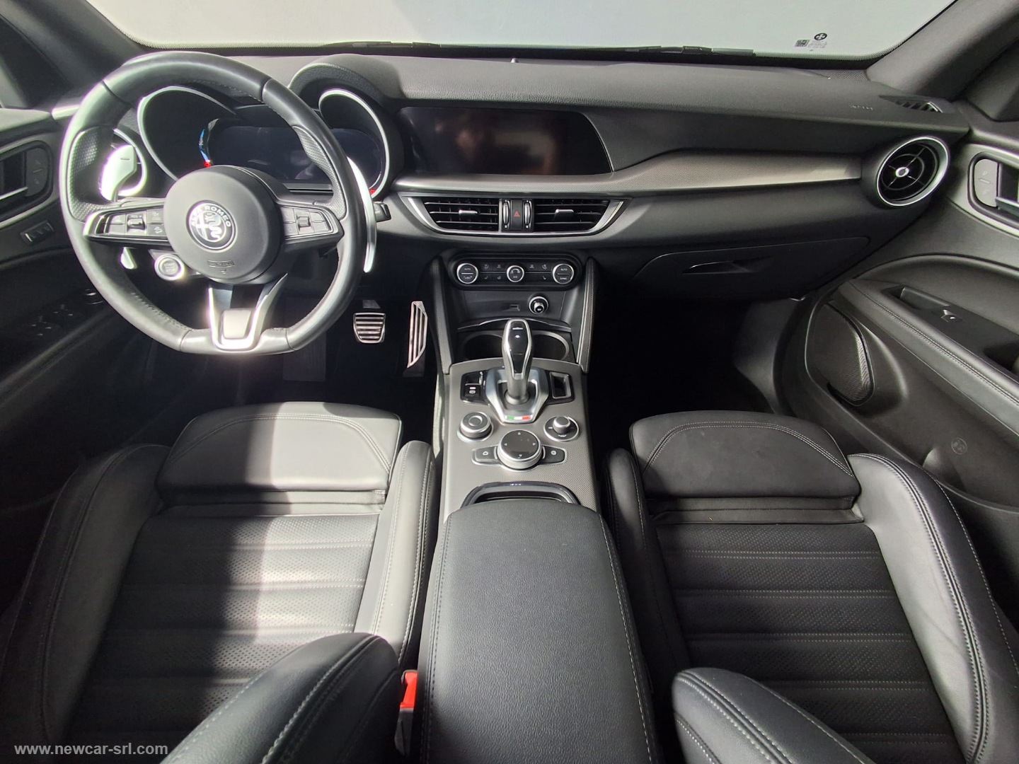 Stelvio 2.2 T.diesel 210CV AT8 Q4 Veloce - immagine 15