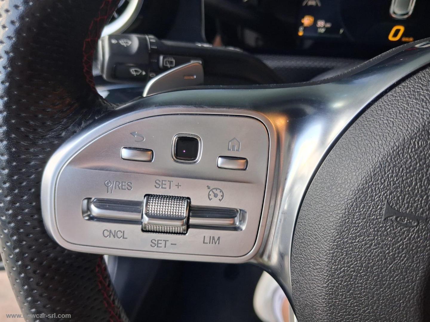 A 200 Automatic Executive - immagine 15
