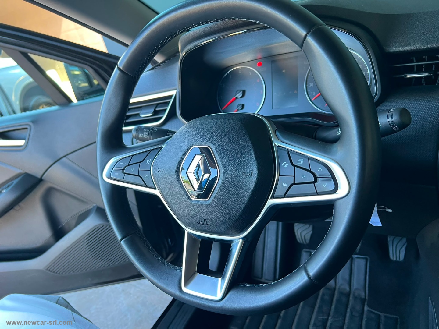 Clio TCe 90 CV 5p. Equilibre - immagine 15