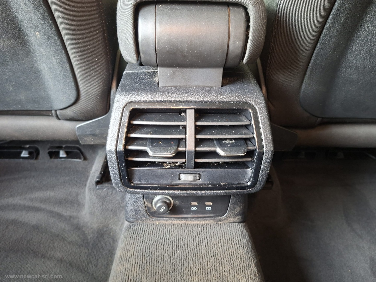 Q3 SPB 35 TDI S tronic Business Plus - immagine 15