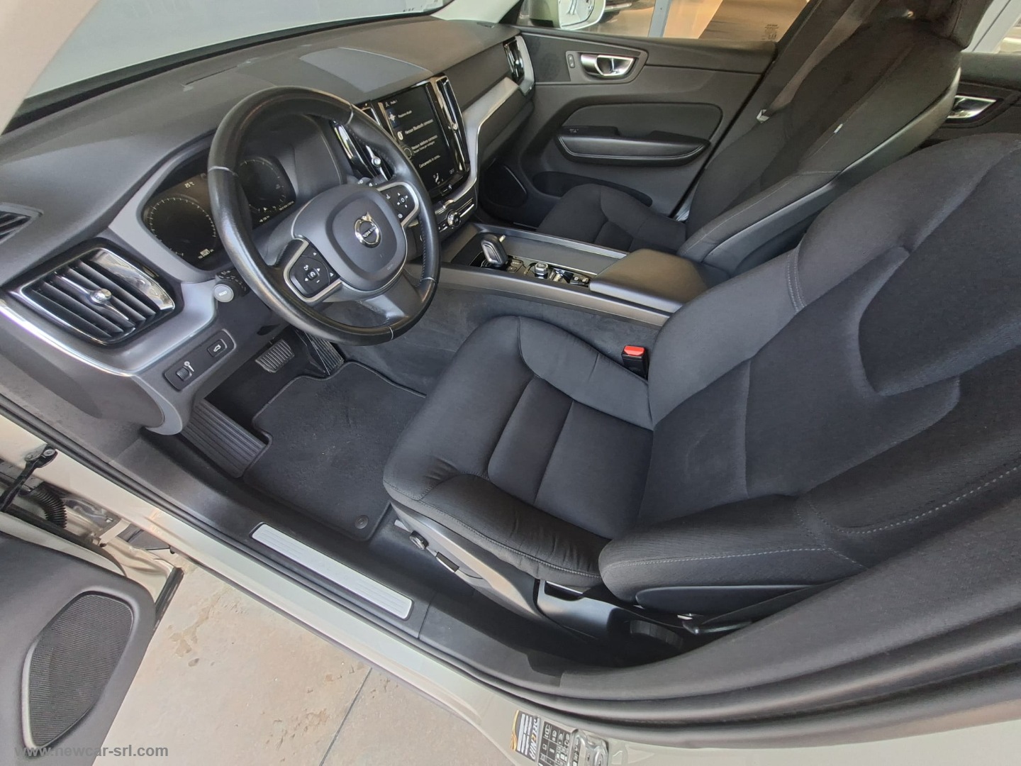 XC60 B4 Geartronic Momentum - immagine 15