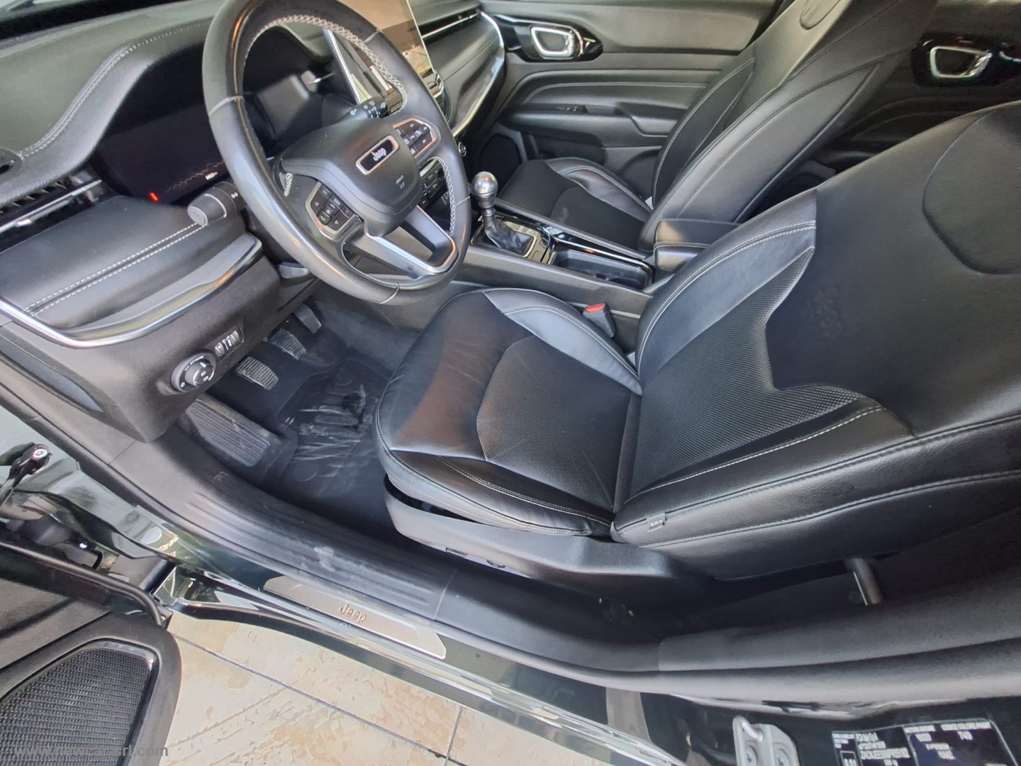 Compass 1.6 Mjt II 2WD Limited - immagine 15
