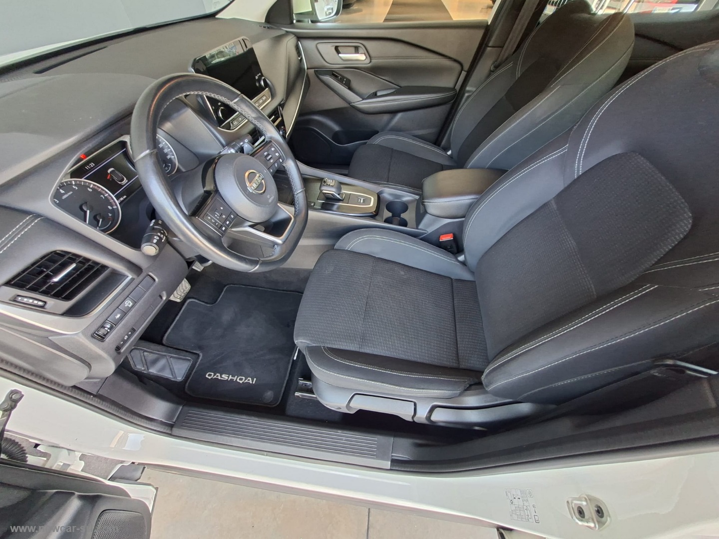 Qashqai MHEV 158 CV Xtronic Business - immagine 15