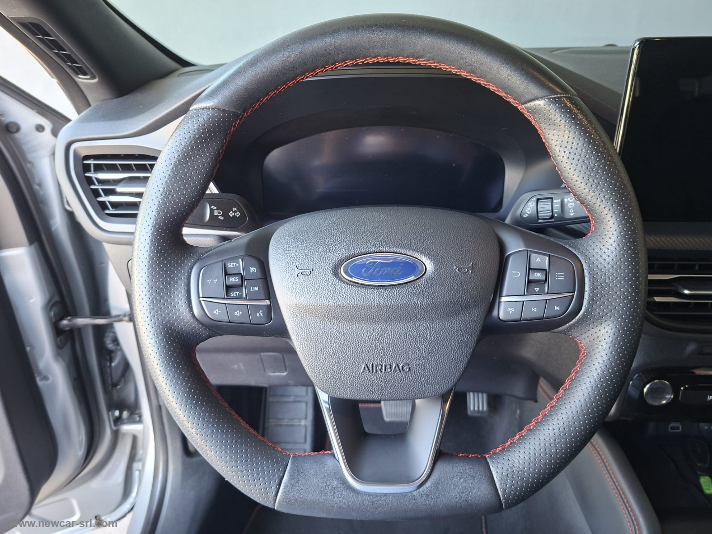 Kuga 2.5 FHEV 180 CV CVT 2WD Titanium - immagine 15