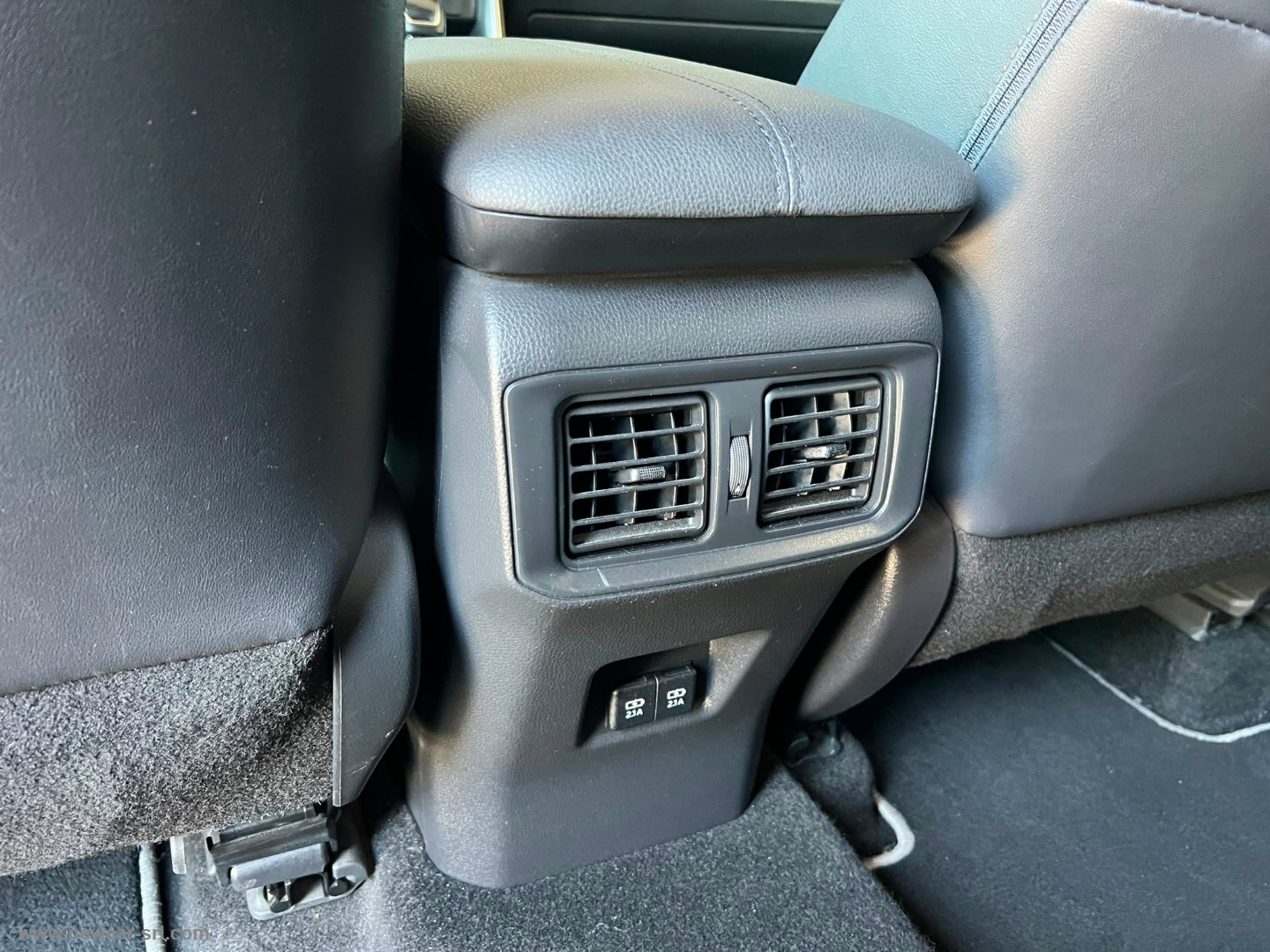 RAV4 2.5 HV - immagine 15