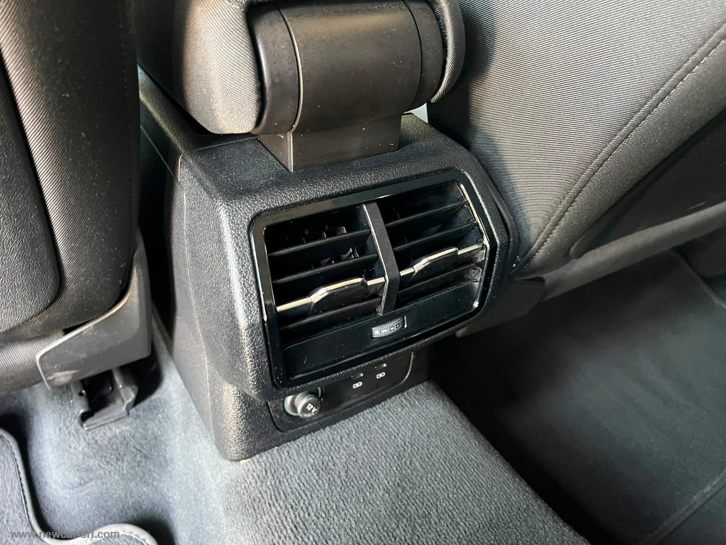 Q3 SPB 35 TDI S tronic Identity Black - immagine 15