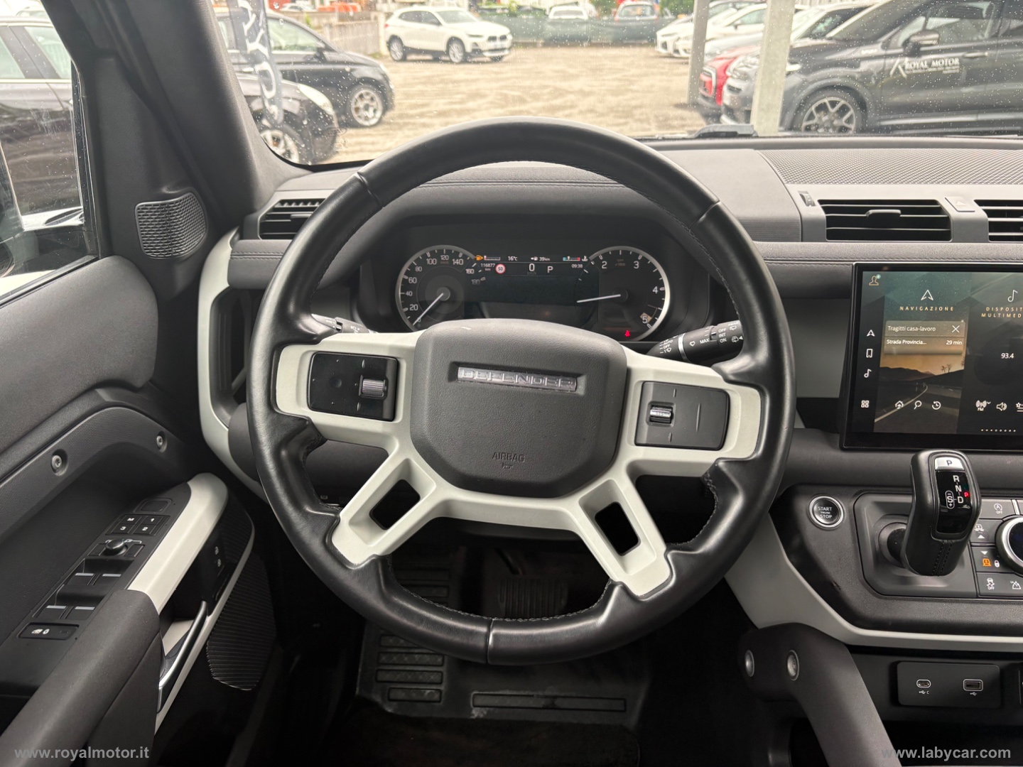 Defender 110 3.0D I6 250 CV AWD Auto - immagine 15
