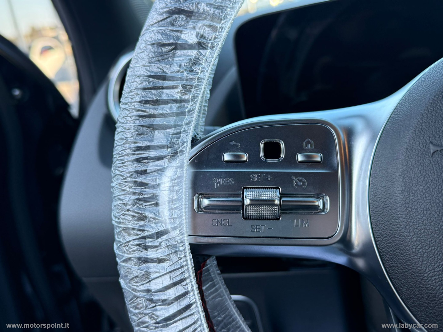 GLA 180 d Automatic Premium - immagine 15