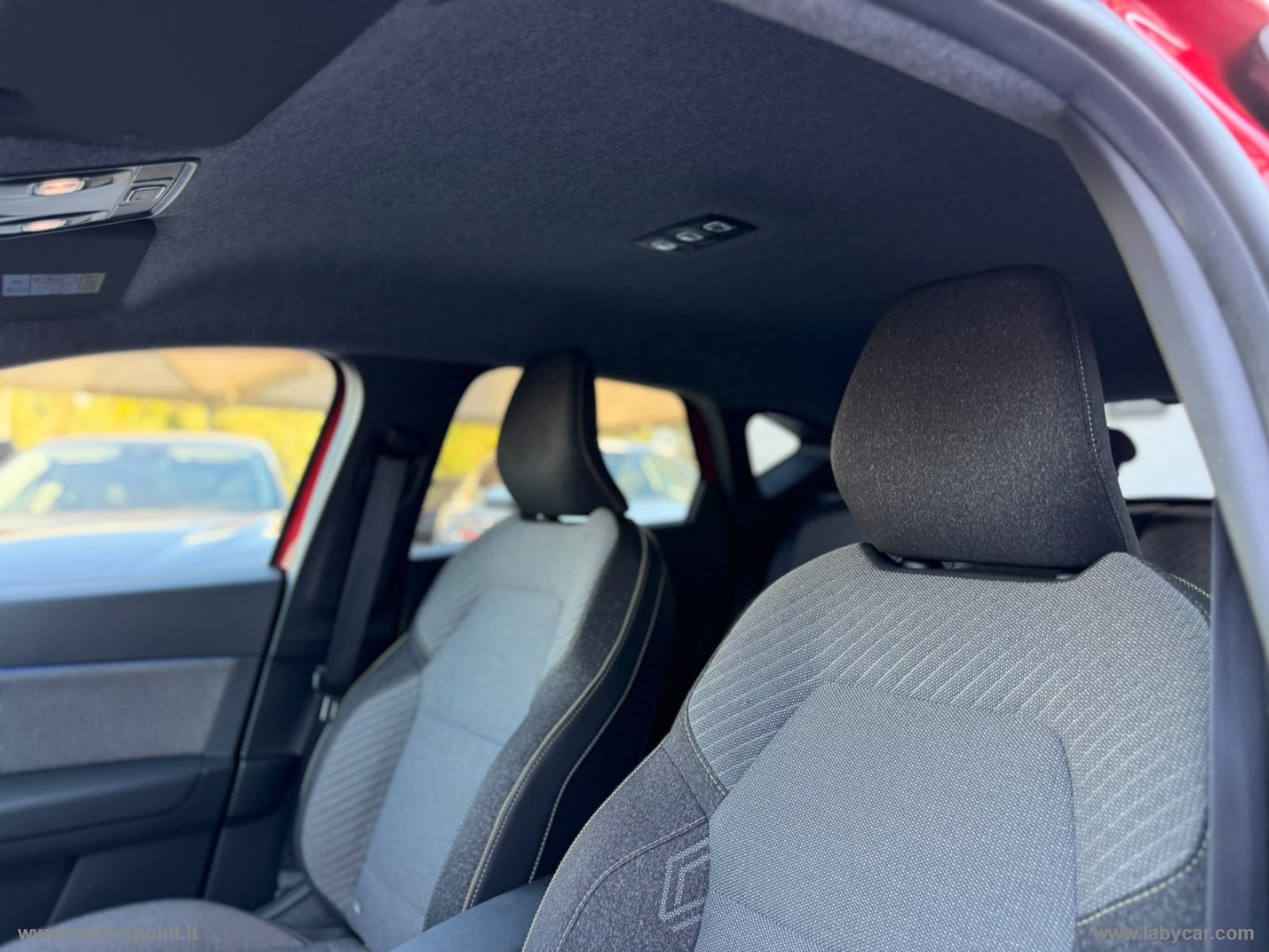 Captur TCe 100 CV GPL Techno - immagine 15