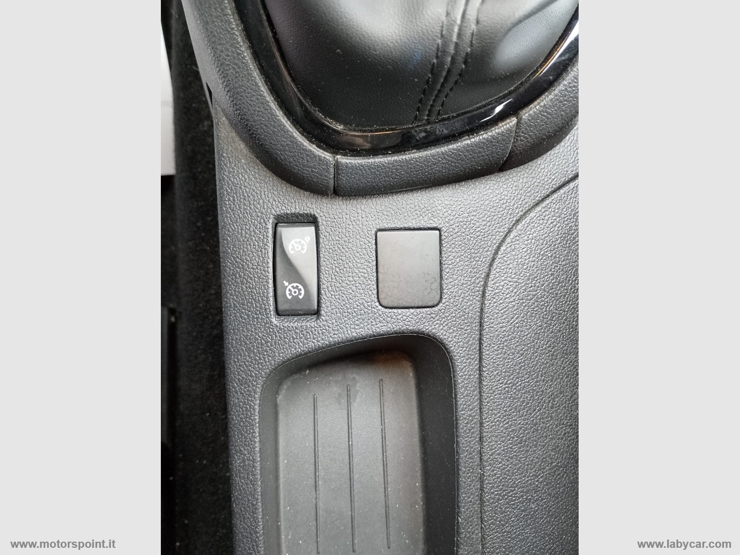 Clio dCi 8V 75 CV S&S 5p. Energy Zen - immagine 15