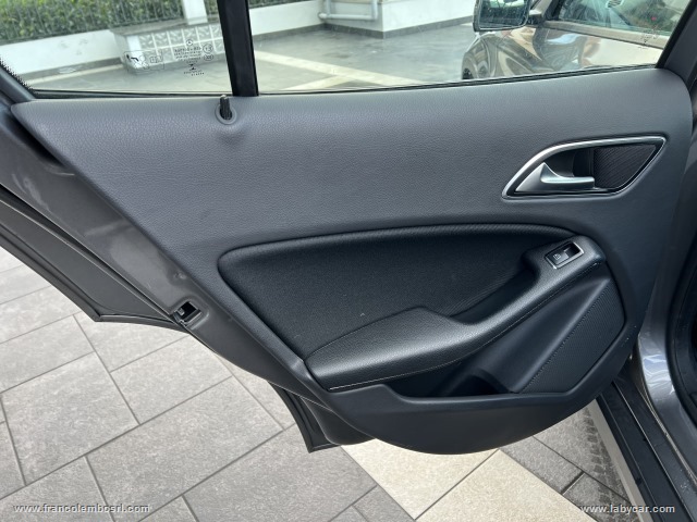 GLA 200 d Automatic Business - immagine 15