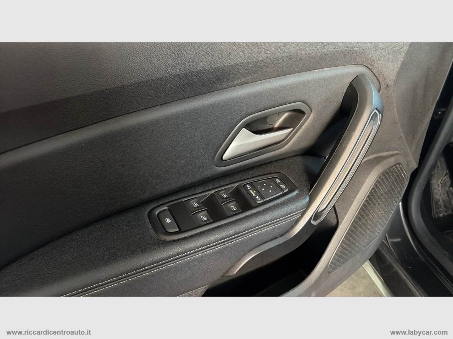 Duster 1.0 TCe GPL 4x2 Journey UP - immagine 15
