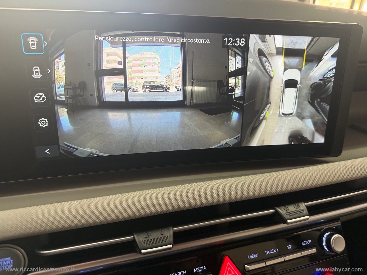 Tucson 1.6 PHEV 4WD aut. Exellence-TETTO APRIBILE-GAR.5 ANNI - immagine 15