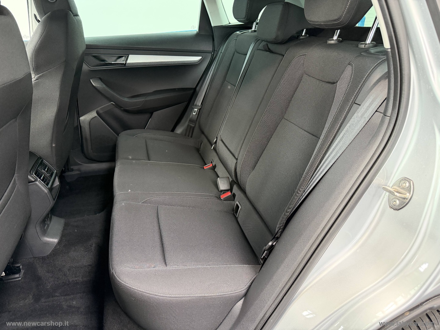 Karoq 1.5 TSI ACT DSG Executive - immagine 15