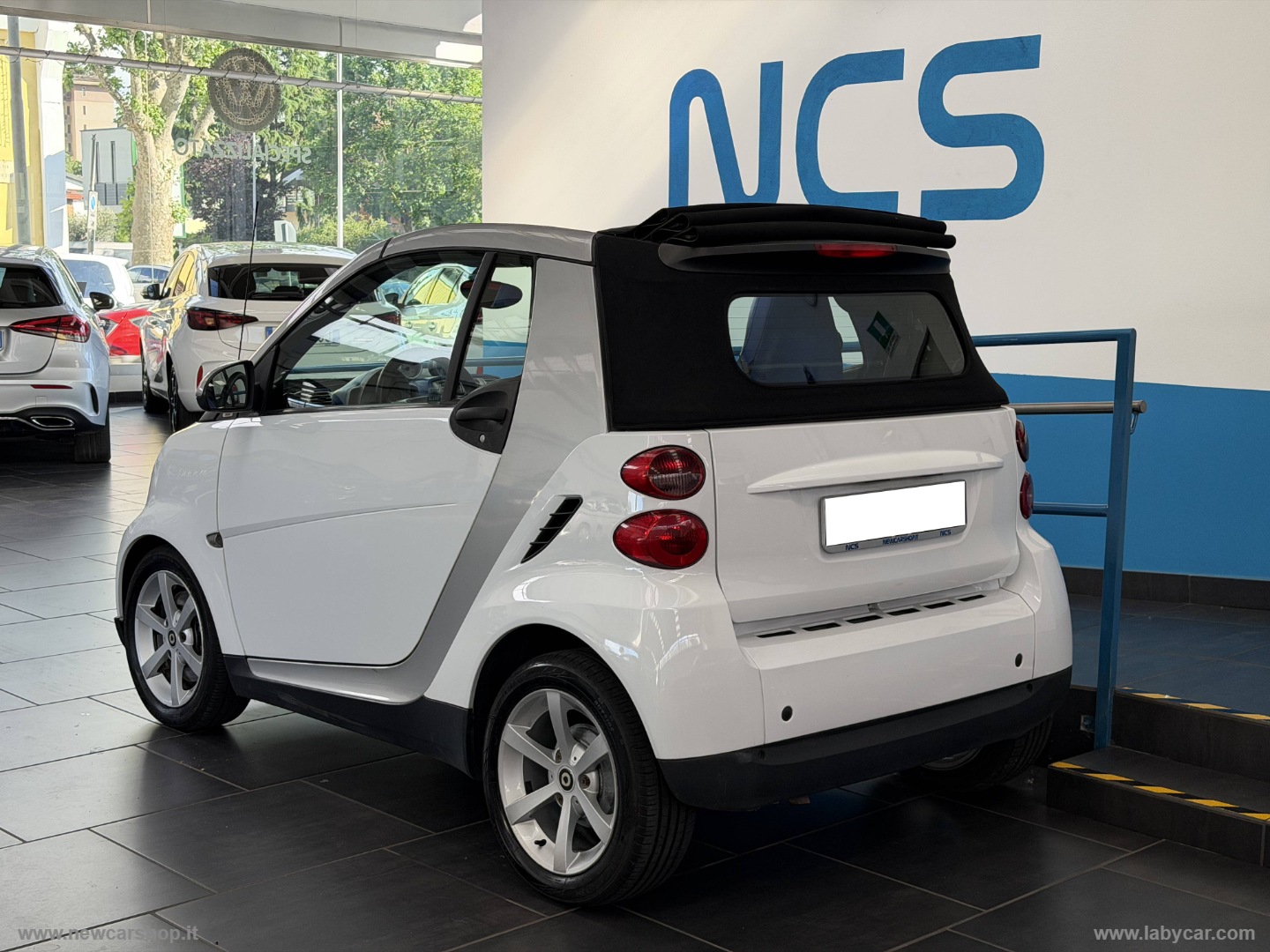 fortwo 1000 62 kW cabrio pulse NEOPATENTATI - immagine 15