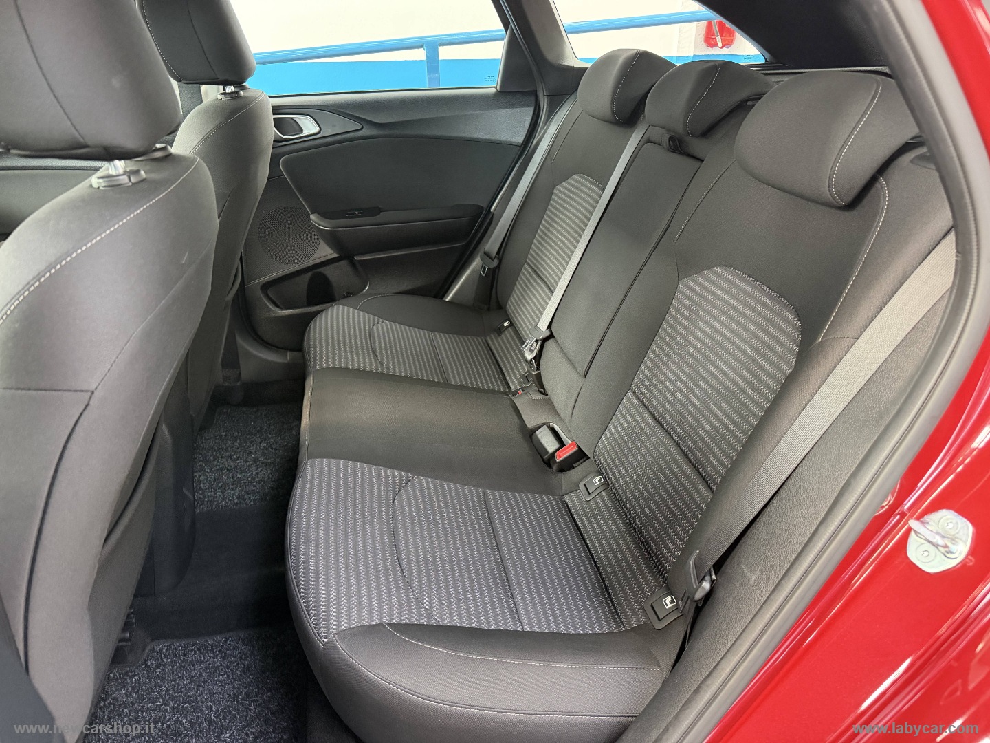 Ceed 1.6 CRDi 136CV SW Business Class NEOPATENTATI - immagine 15