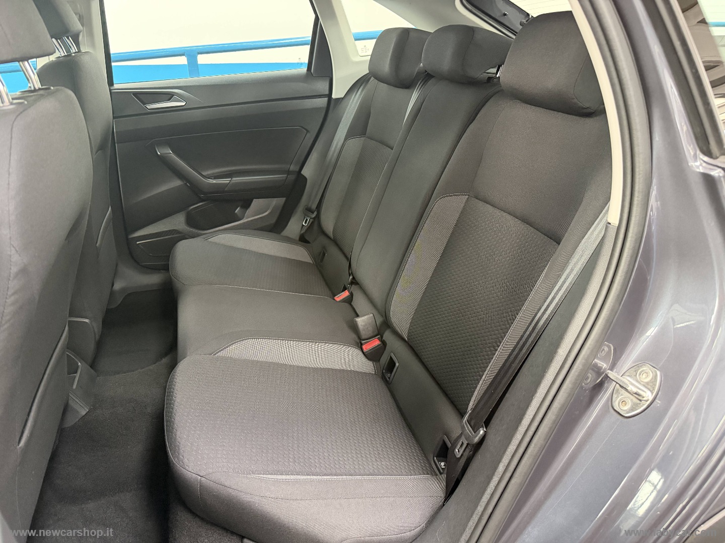 Taigo 1.0 TSI Life NEOPATENTATI - immagine 15